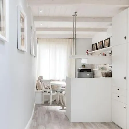 Apartment Soliana Apartments-luce
